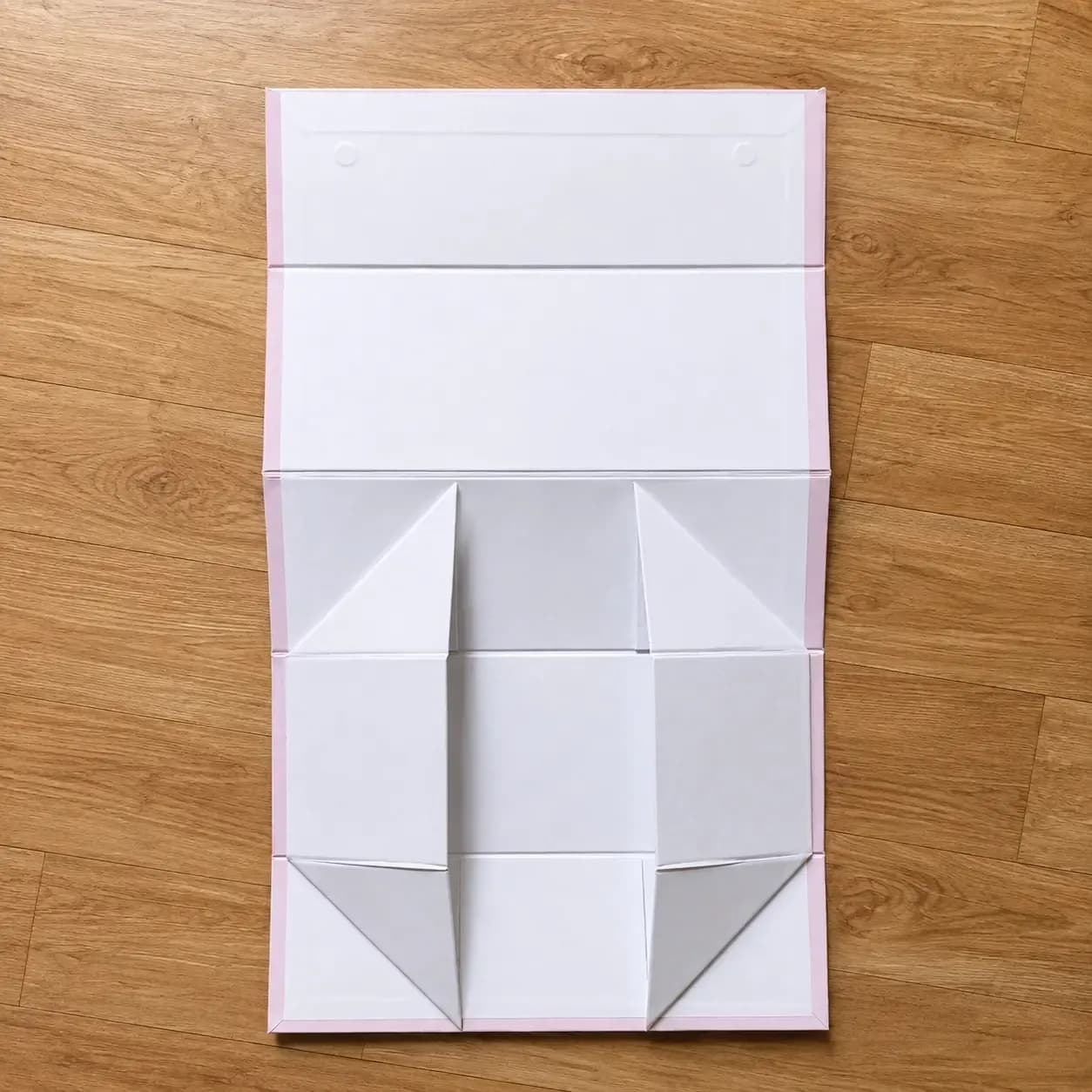 Collapsible Magnetic Rigid Box