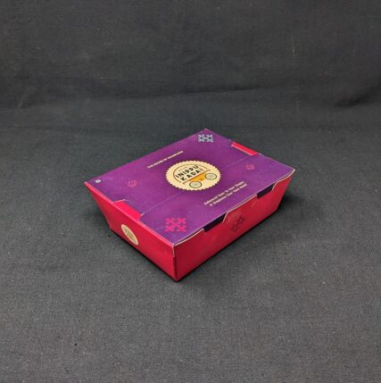 weet boxes filled with Inippu Kadai's delicious Soan Papdi