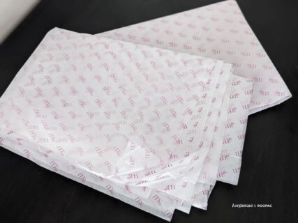 High-quality blotting sheets from Lorganzaa's packaging.